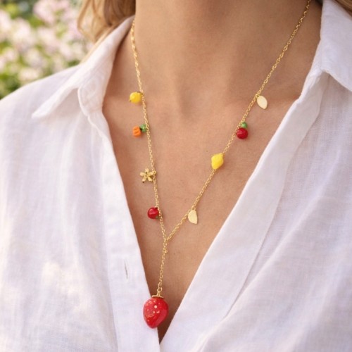 Collier avec pampilles fruits