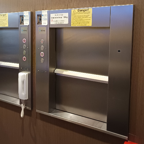 Monte-charges / Monte-plats