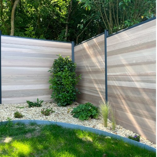 Clôture composite Aspect Bois DoMaStyl'®