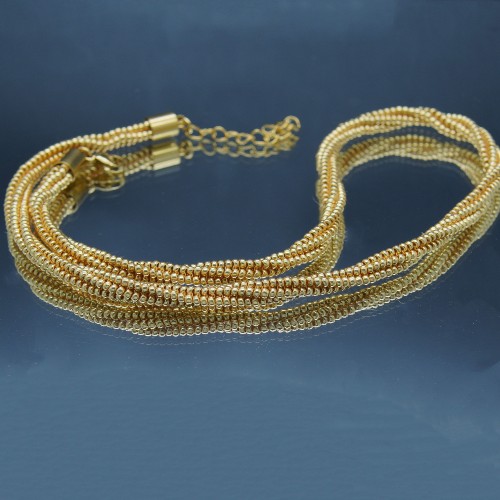 Collier torsadé en perles tressées