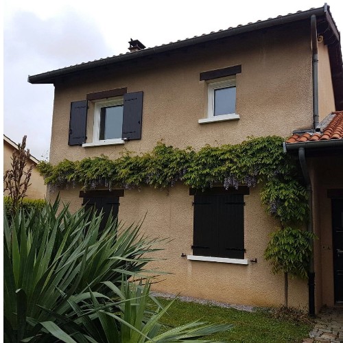 FENETRE KF520 MIXTE PVC/ALU