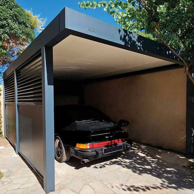 Carport et pergola à toiture fixe