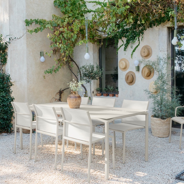 Table CALVI et assises CADIZ - FERMOB