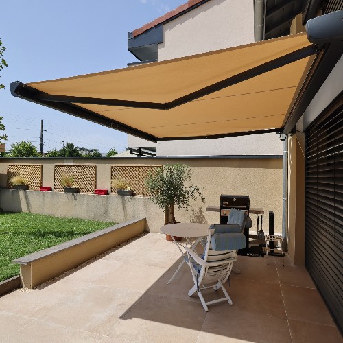 Store banne coffre intégral BIO K