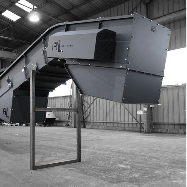 Convoyeur Biomasse tapis métallisé 20 m3/H