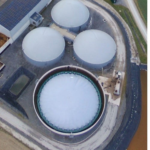 Couverture flottante récupératrice de biogaz