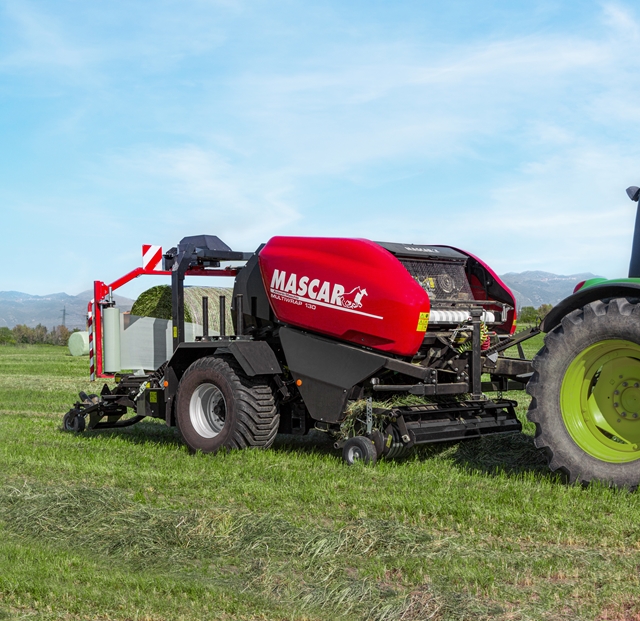 Presse à balles rondes combinée avec enrubanneuse MULTIWRAP 130