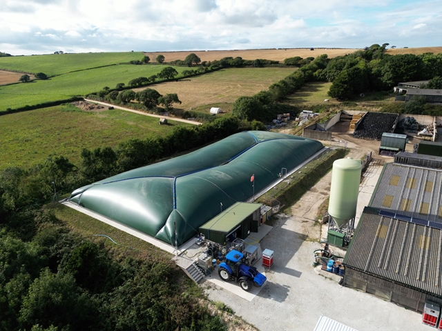 BENNAMANN / NEW HOLLAND France Récupération de biométhane à petite échelle pour une empreinte carbone négative