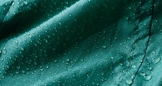 Today’s eco-question: Water-repellent, stain-resistant – how do textiles containing PFAs impact our environment?