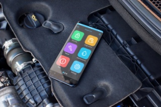 [Automobile] Skoda permet à son réseau de techniciens de diagnostiquer une panne avec un smartphone
