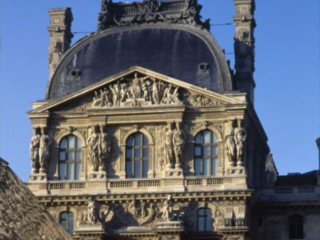 Fonds de dotation du Louvre : validation de la Cour des comptes, alerte sur l’autonomie