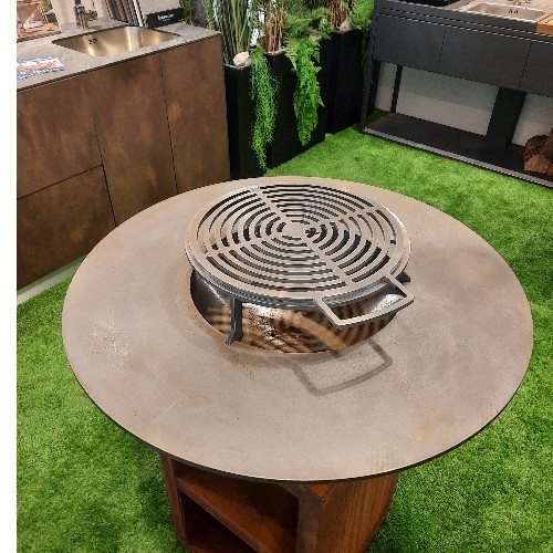 cuisine d'extérieur, brasero, kamado, friteuse, plancha
