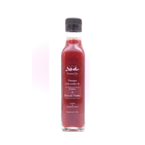 VINAIGRE A LA PULPE DE CERISE ET FÈVE DE TONKA