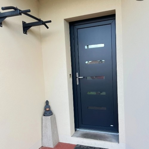 PORTE D'ENTREE