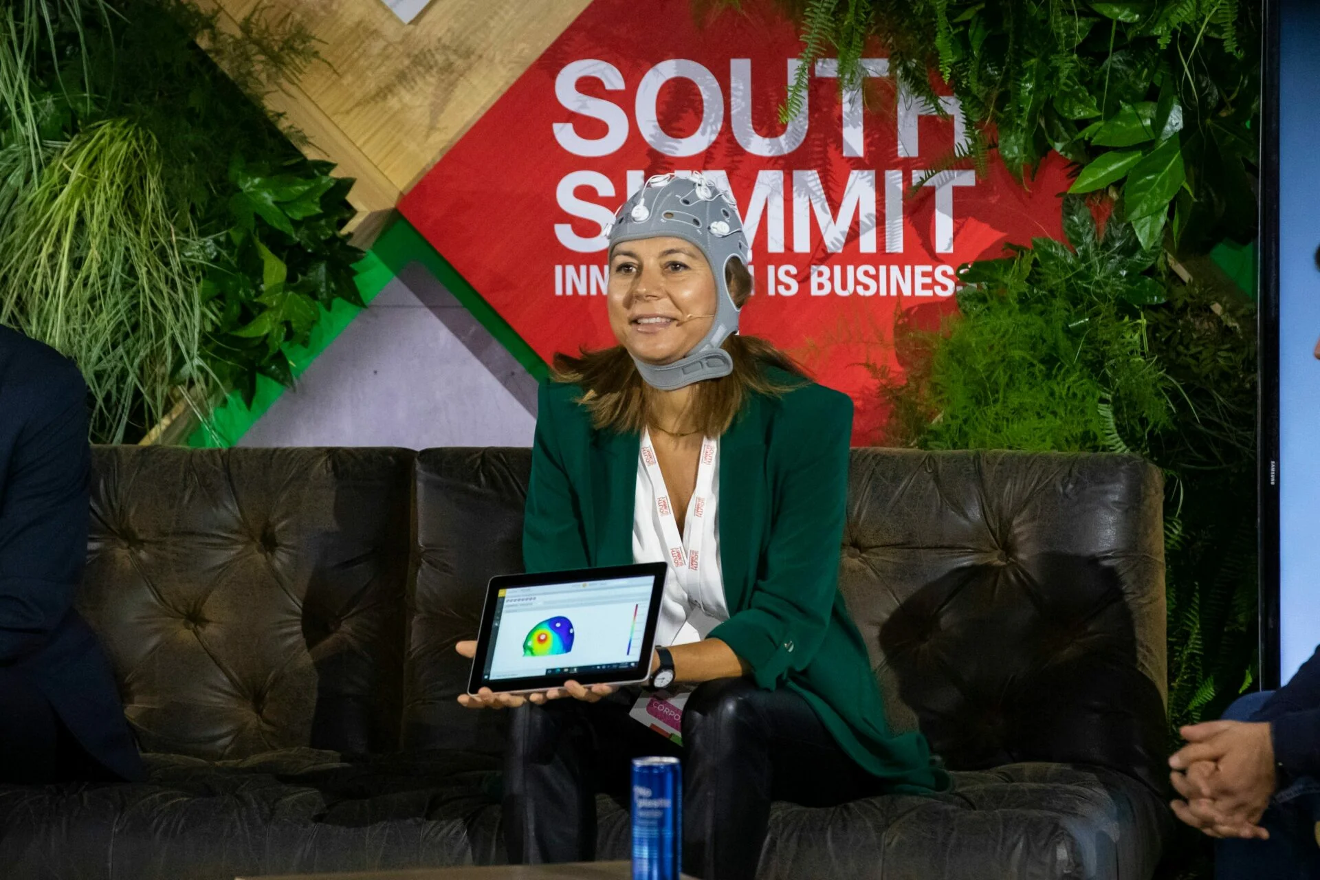 ANA MAIQUES: "NEUROSCIENCE AND HEALTH TECHNOLOGY"