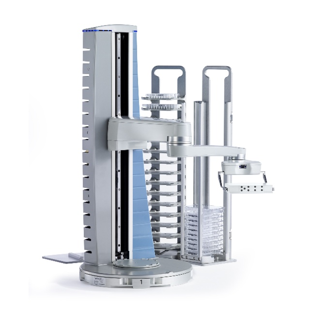 Spinnaker™ 3 Microplate Mover with Storage