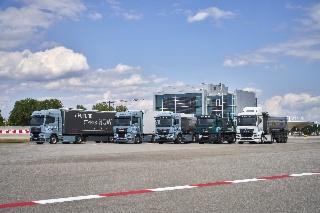 MAN met la pression, EDF sort le chéquier