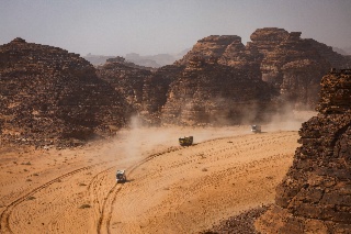 Van den Brink imprime sa loi : Iveco domine la 3ᵉ étape camions