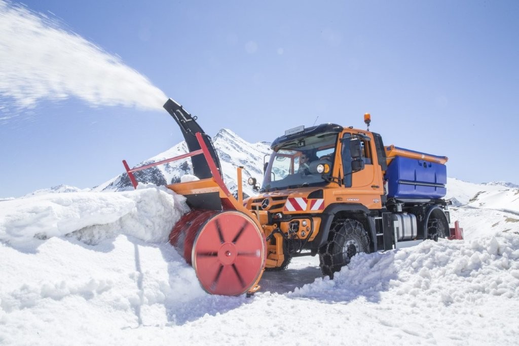 À Chambéry, les Unimog en piste pour le championnat du monde de chasse-neige