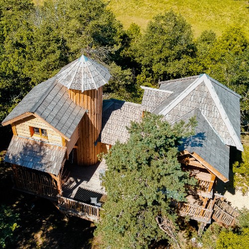 Cabane Château Peydébé – Spa privatif & grand espace