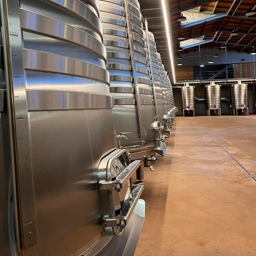 Cuves en acier inoxydable pour la vinification