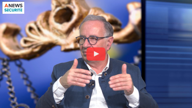 La Stratégie de Trump sur L’IA : Centraliser la régulation fédérale – Au Nom de la loi