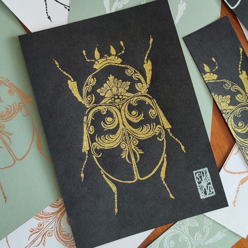 Scarabée Noir et Or