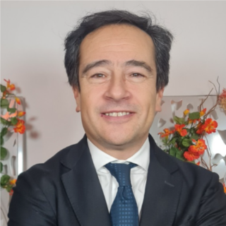 "Khi Suis-Je?", David Benmussa, Directeur Exécutif