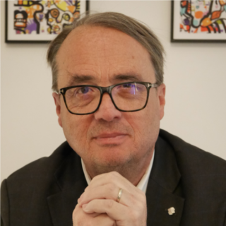 "Khi suis-je ?" Philippe Dutertre, directeur chez AG2R La Mondiale