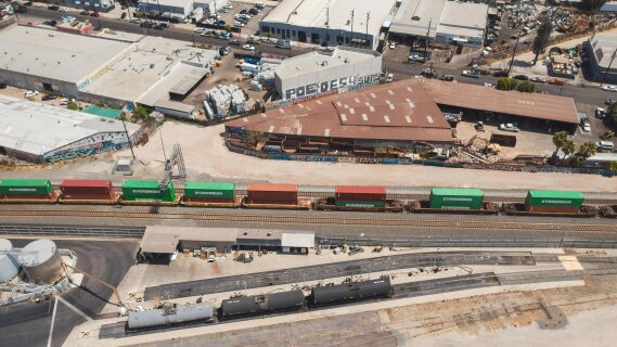 Fret ferroviaire : un pilier du transport de marchandises expliqué