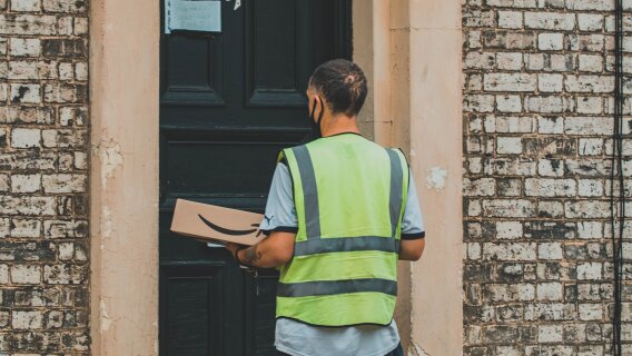 Colissimo poursuit ses efforts pour décarboner ses opérations