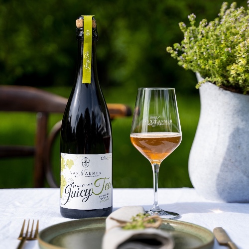 SPARKLING JUICY TEA Verbena - Jasmine - Riesling (BIO)