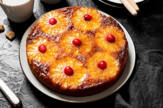 Gâteau renversé à l'ananas caramélisé