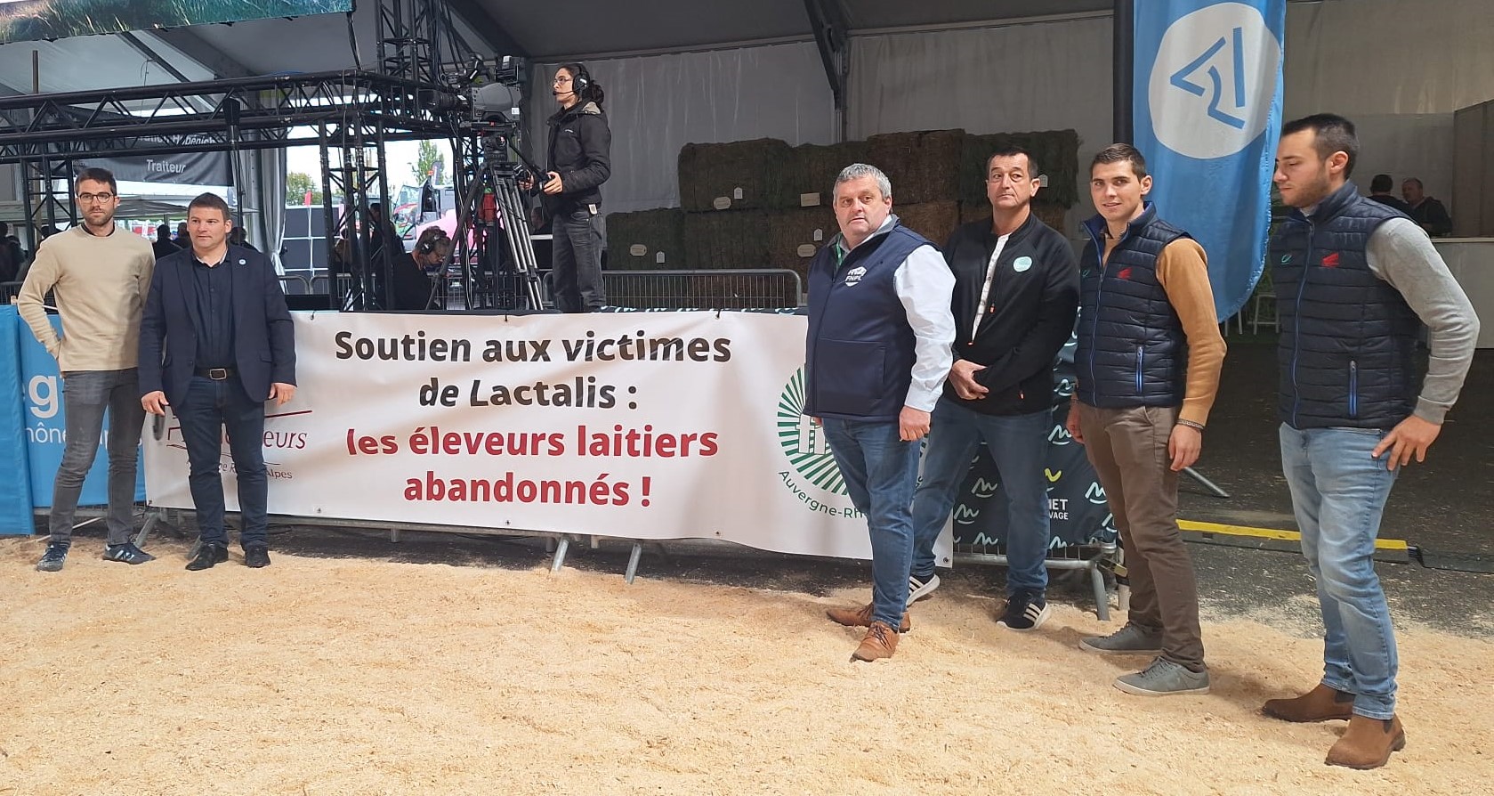 De gauche à droite : Julien Duplomb, président des JA Haute-Loire, Yohann Barbe, président de la FNPL, Stéphane Joandel, secrétaire général de la FNPL et Eric Richard, président de la setion laitière de Haute-Loire et administrateur à la FNPL.