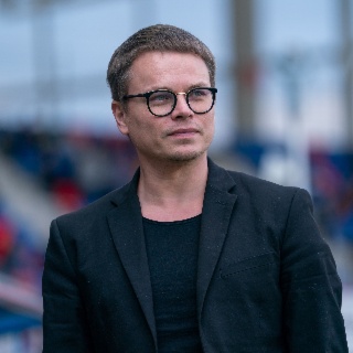  Photo Jaroslaw Królewski