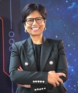  Photo Tanuja  Randery