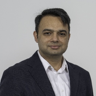  Photo Dr. Prateek Mahalwar