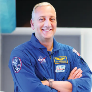  Photo Mike Massimino
