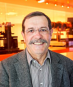 Alain Aspect