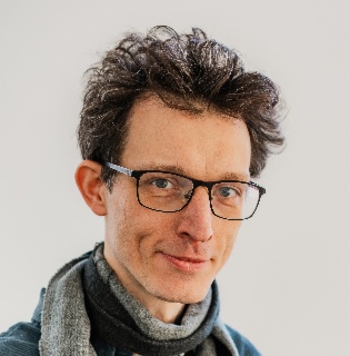  Photo Dr. Alexander Frölich-Kulik