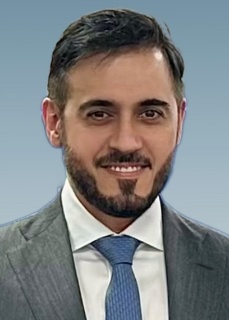  Photo Dr. Fareed Al Ameeri