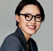  Photo Yanjin Li