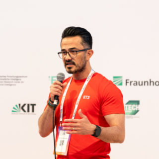  Photo Ersin ÜSTÜN